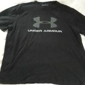 Mens Sz.XL Under Armour Heat Gear TShirt